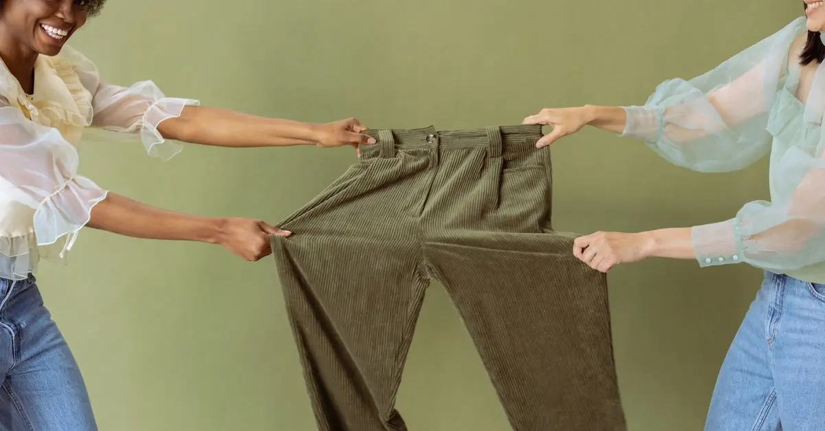 Comment Choisir des Vêtements Inclusifs et Éthiques pour Tous