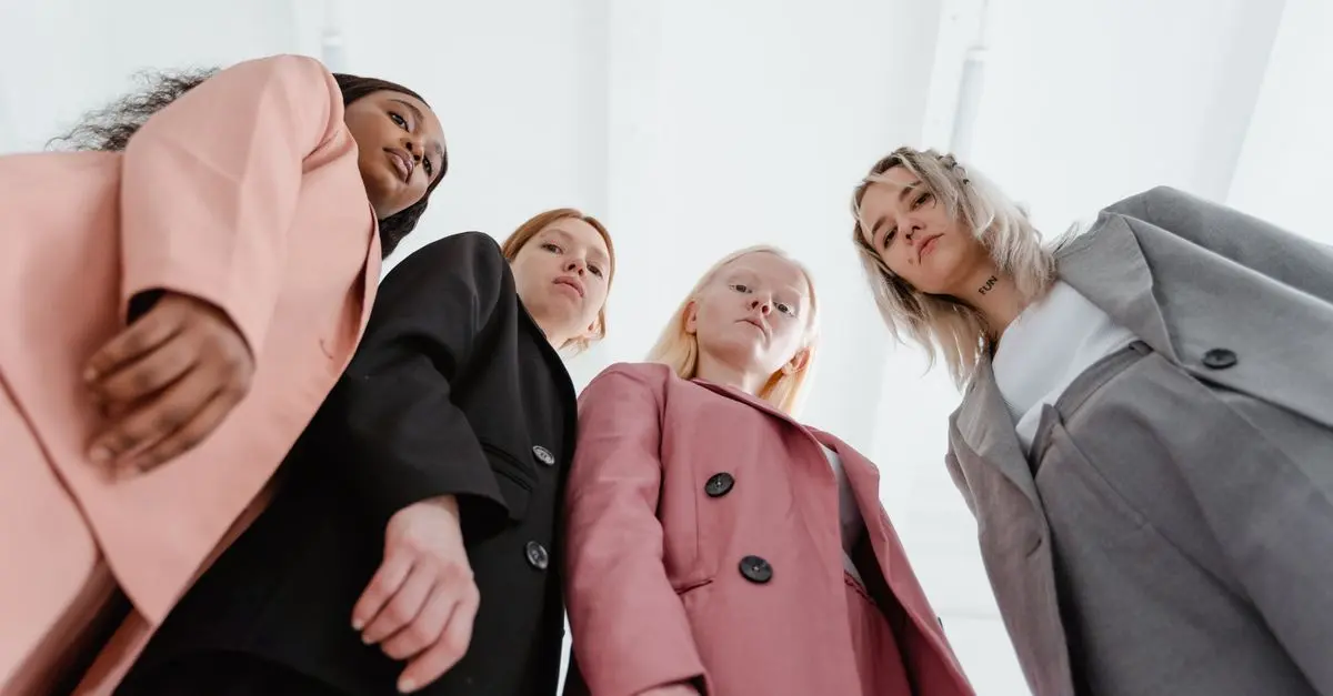 Guide Pratique : Comment Créer un Look Inclusif et Polyvalent