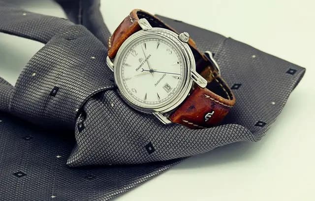 Comment Styliser un Look Inclusif avec des Accessoires
