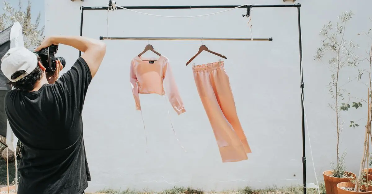 Créez un Look Inclusif et Chic avec des Vêtements Éthiques