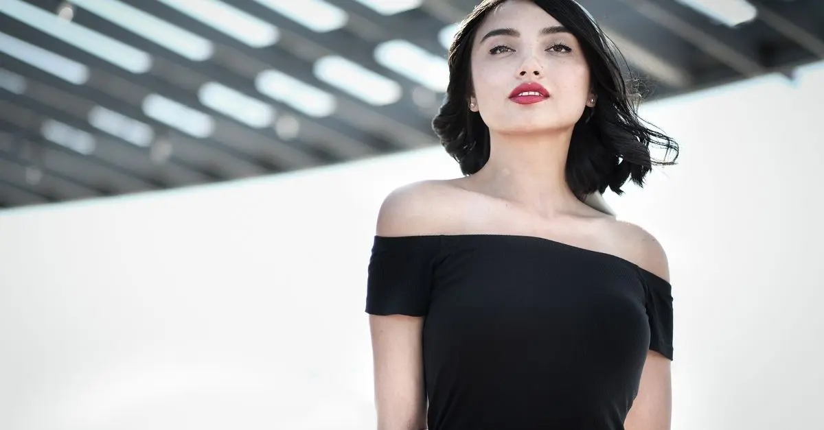 Comment Choisir un Look Casual-Chic au Quotidien