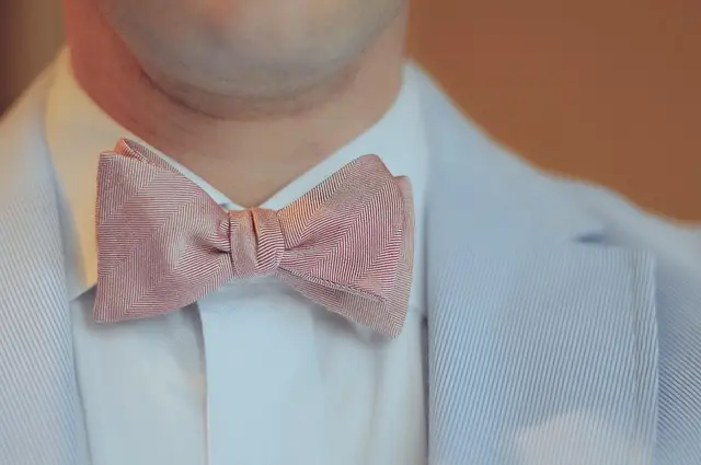 10 Accessoires Indispensables Pour un Look Inclusif