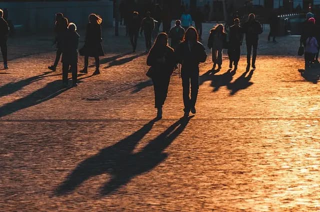 5 Astuces Pour Choisir des Vêtements Inclusifs et Stylés