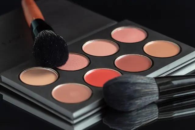 Les couleurs intemporelles à adopter pour un look inclusif