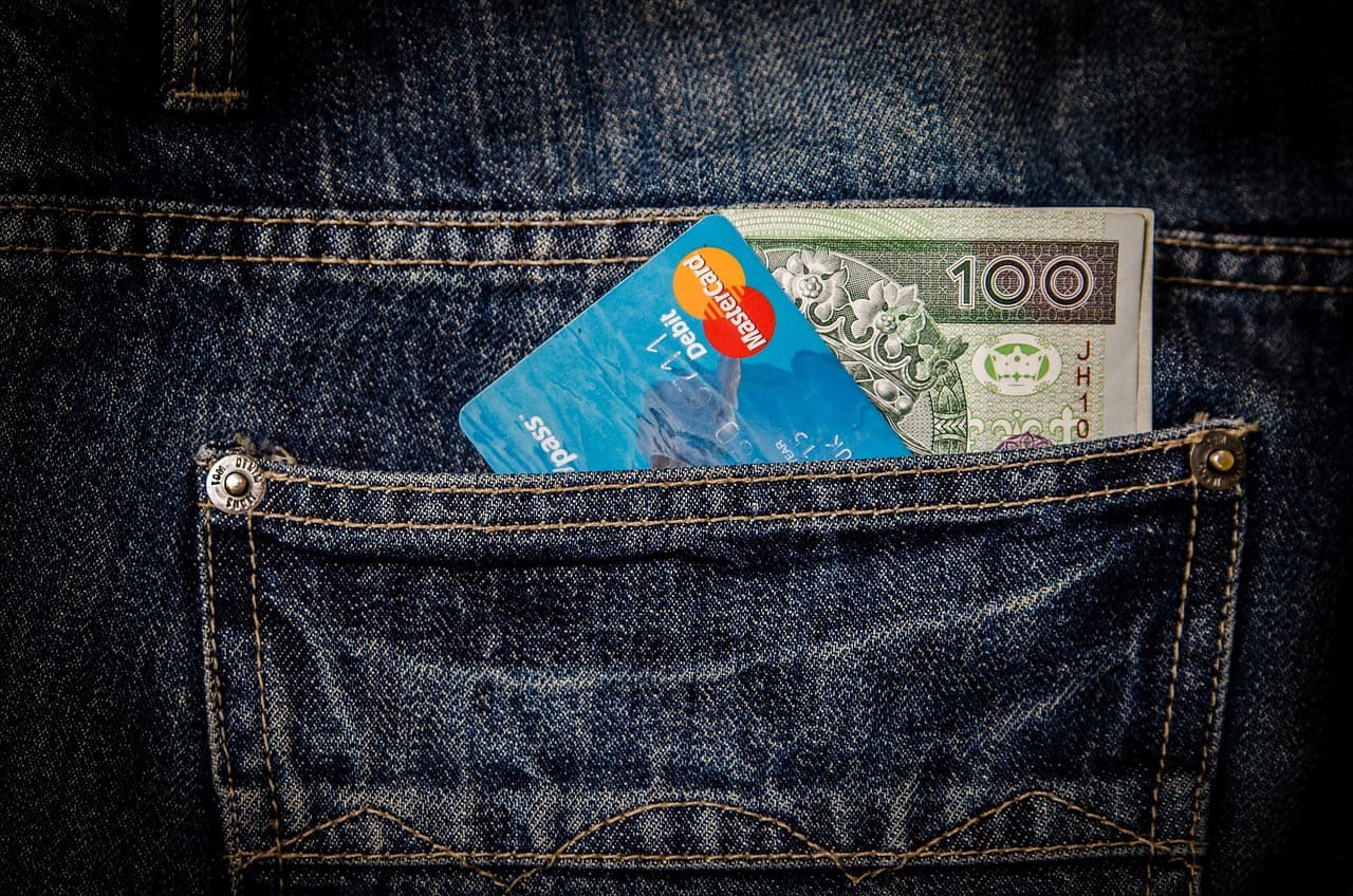 Comment Créer un Look Inclusif avec un Budget Limité